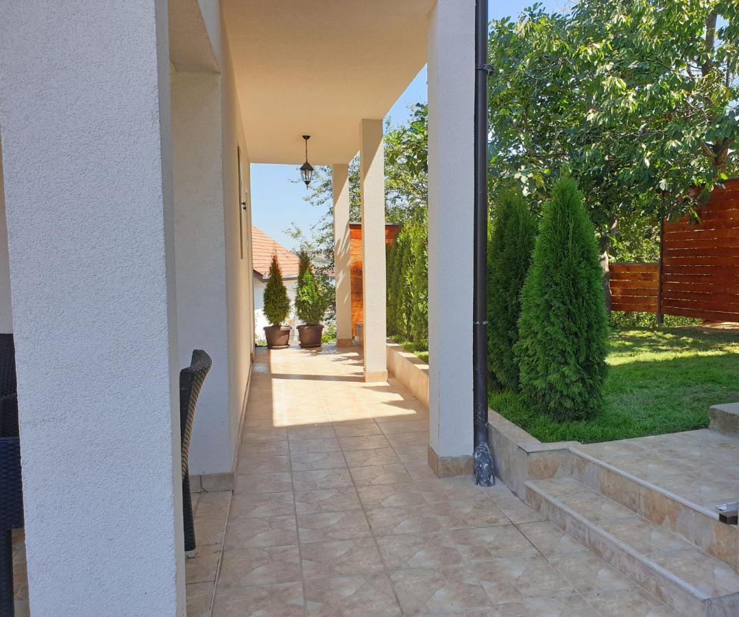 Villa Kuca Ema Belgrad Exterior foto